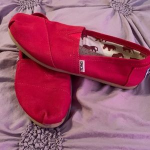 Worn a few times, great condition